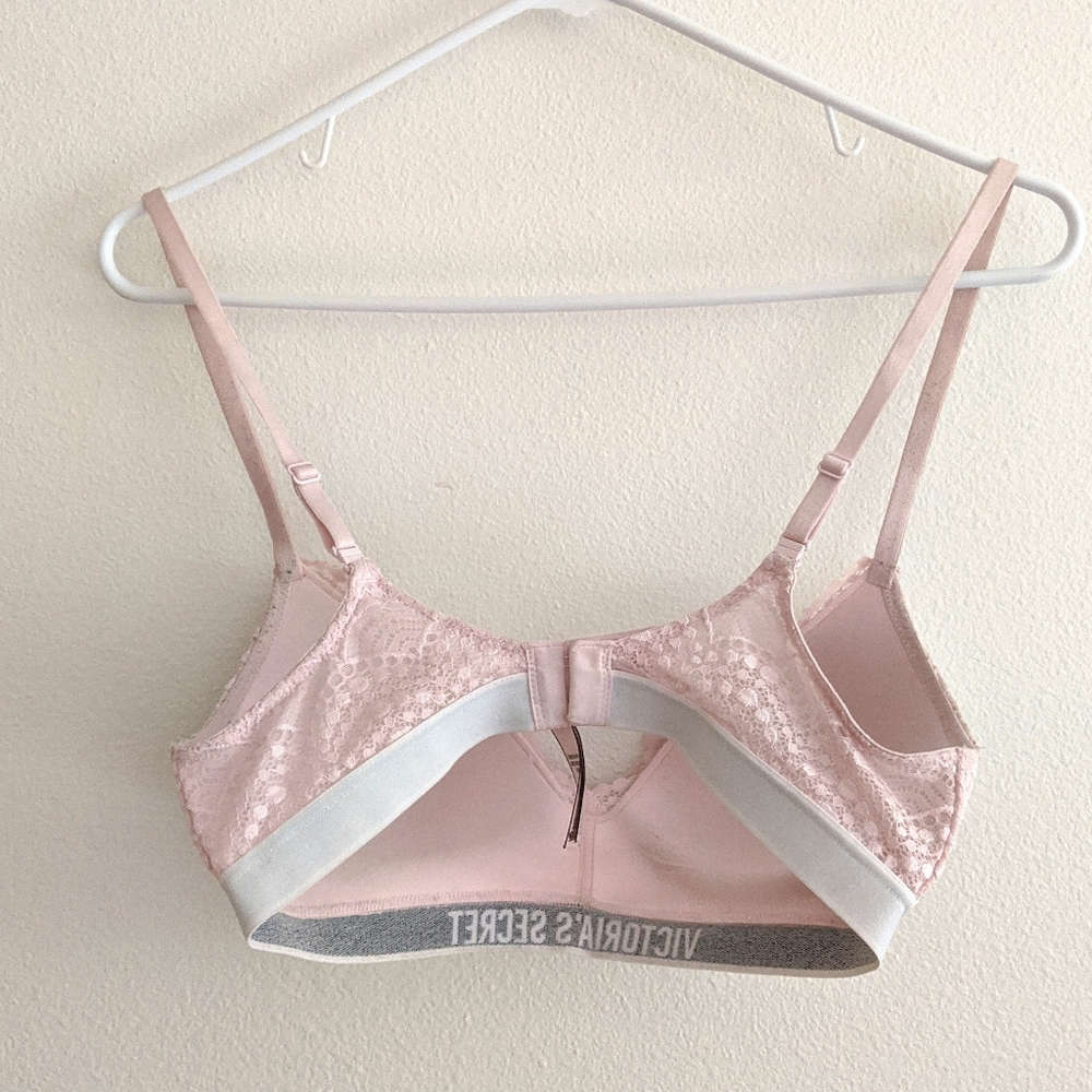 Victoria's Secret Wireless Lounge Pink Lace Bra 32C - Picture 4 of 5